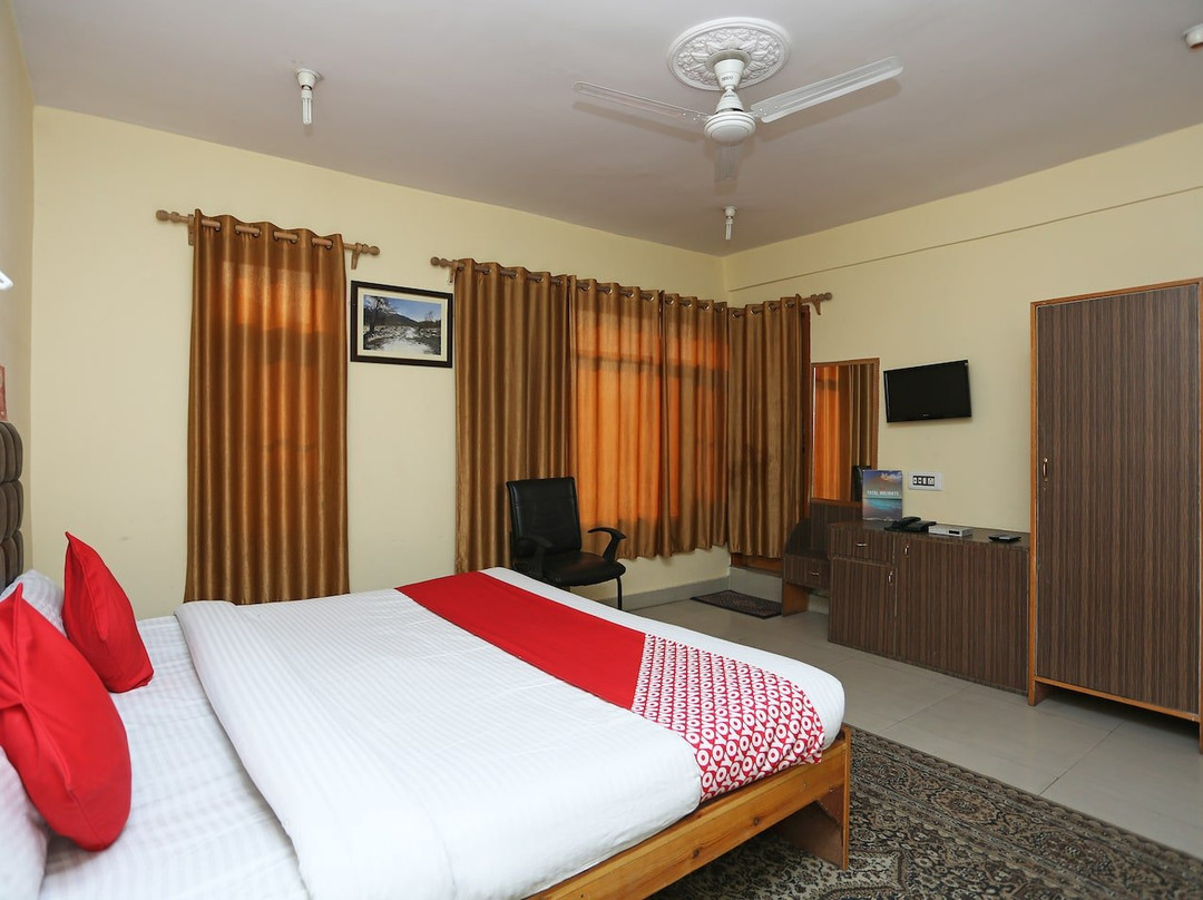 FabHotel Grand Comforts主图