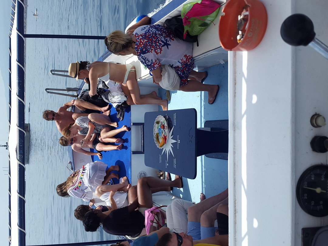 La Rosa Dei Venti Escursioni-陶尔米纳必去景点