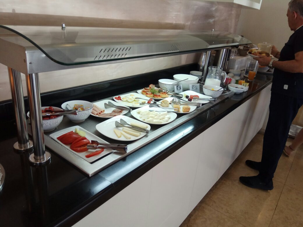 埃利卡温泉酒店主图