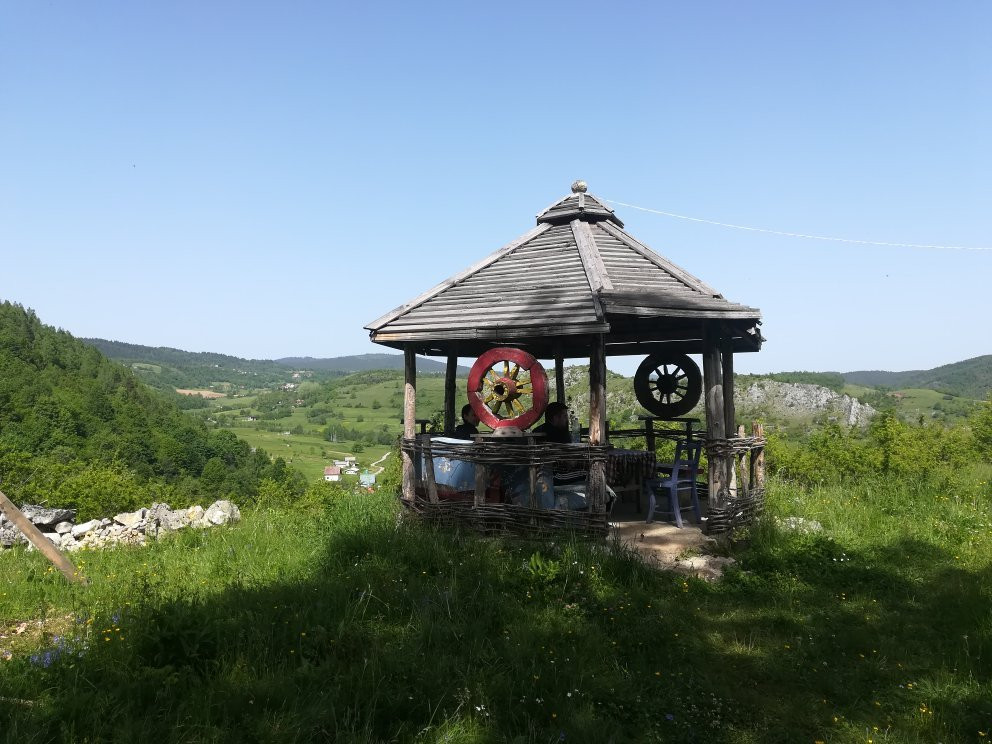 Ethno Household Saponjic主图