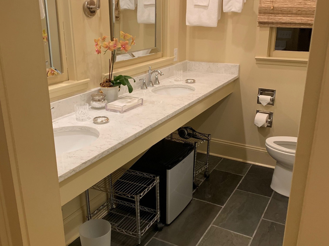 凯瑟琳沃德旅馆主图