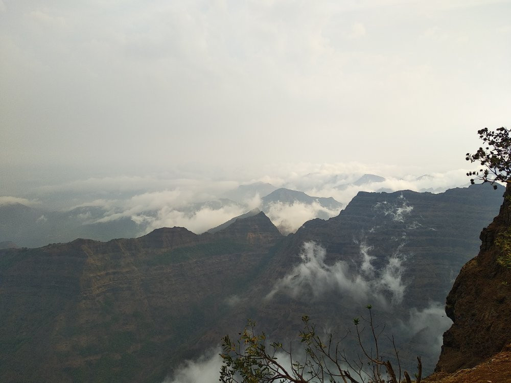 Elphinstone Point景点图片