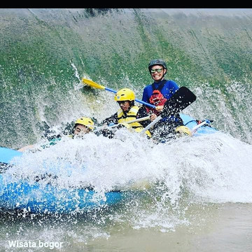 CR1 Adventure-茂物必去景点