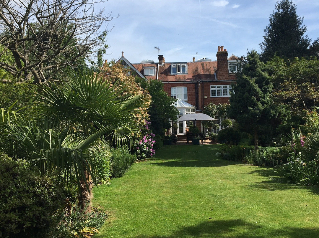 The Cranleigh Hotel主图