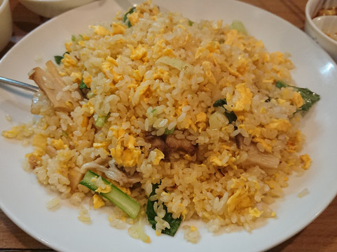 祥龍房 東八道路店