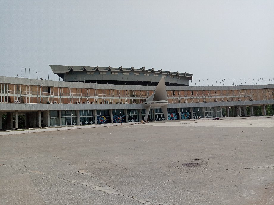 Palais des Congrès-洛美必去景点