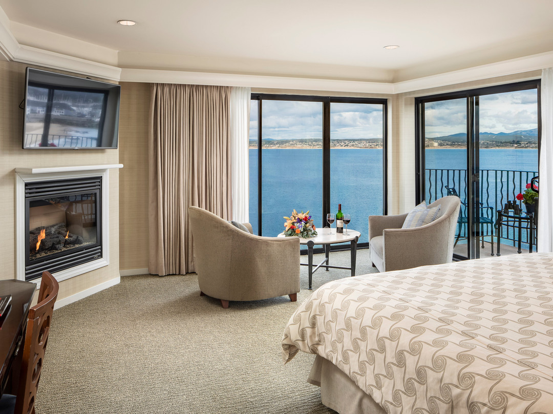 蒙特利湾酒店主图