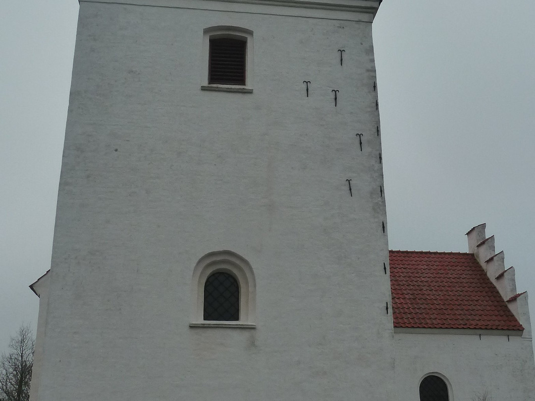 Lisbjerg Church景点图片