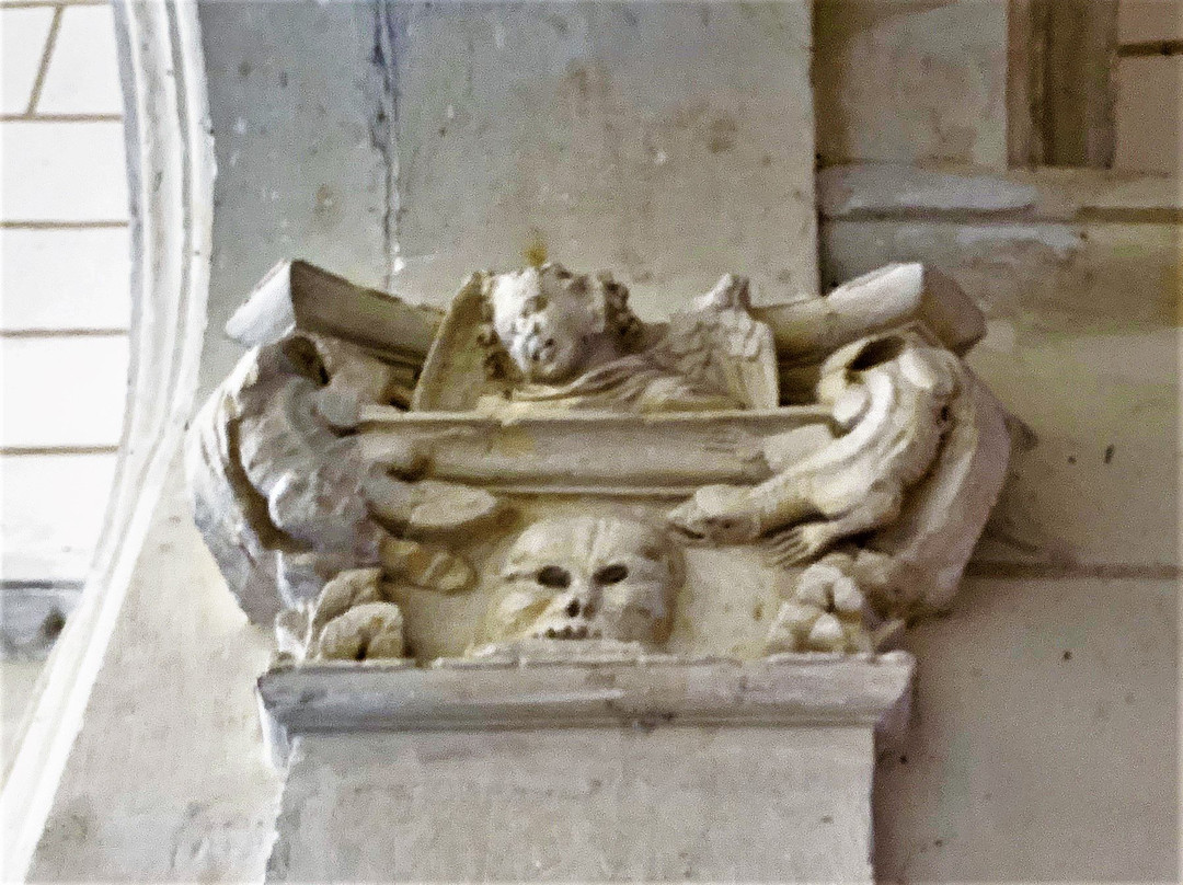 Eglise Saint-Avant景点图片