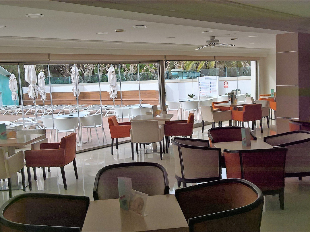 Hotel Metropolitan Playa主图