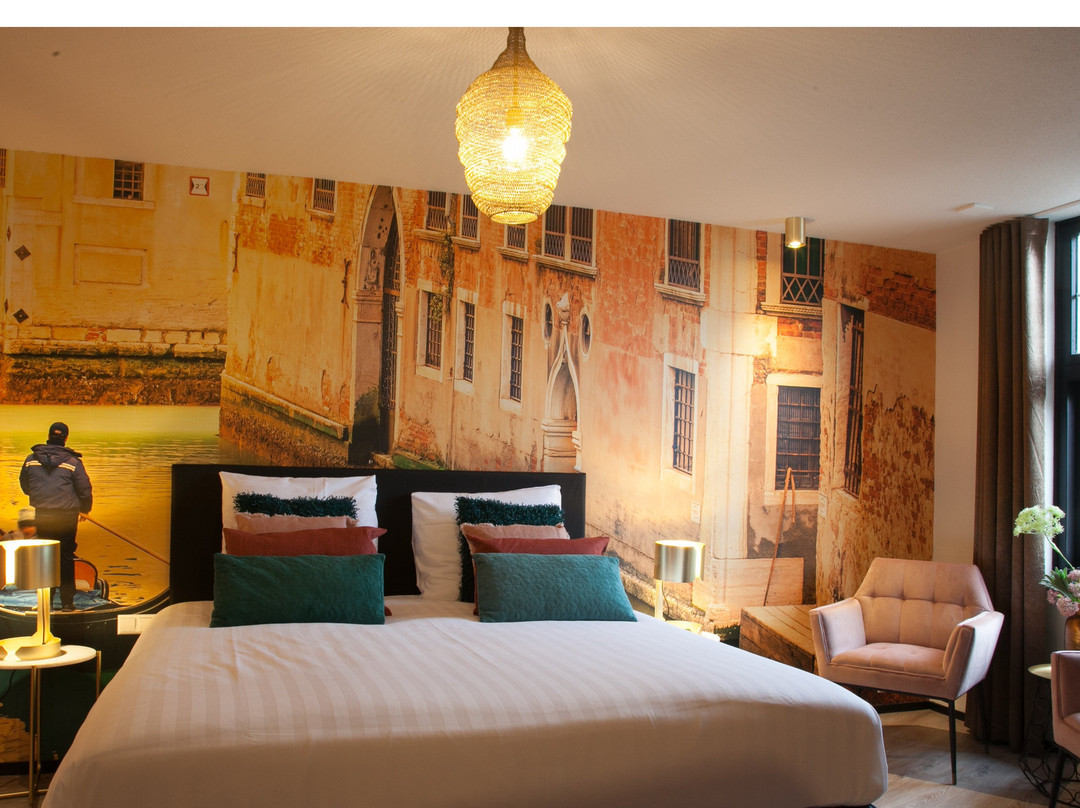 德瓦克酒店主图