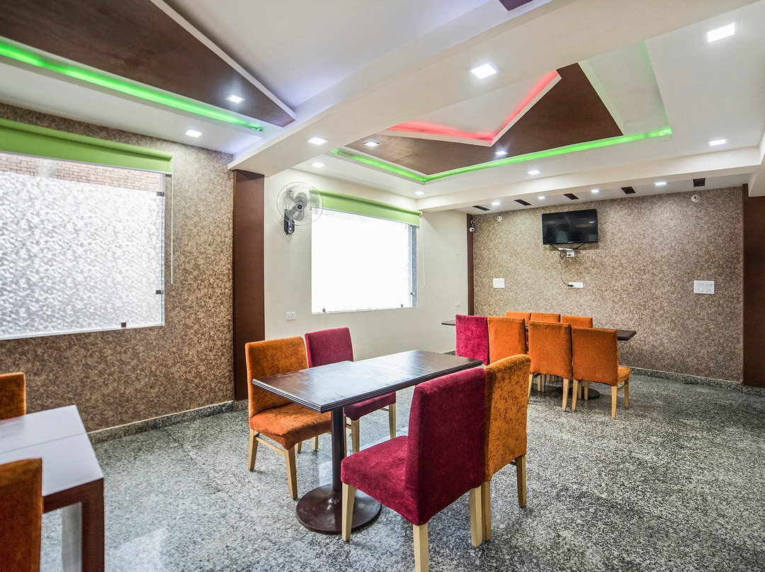 FabHotel Glorify Stay主图