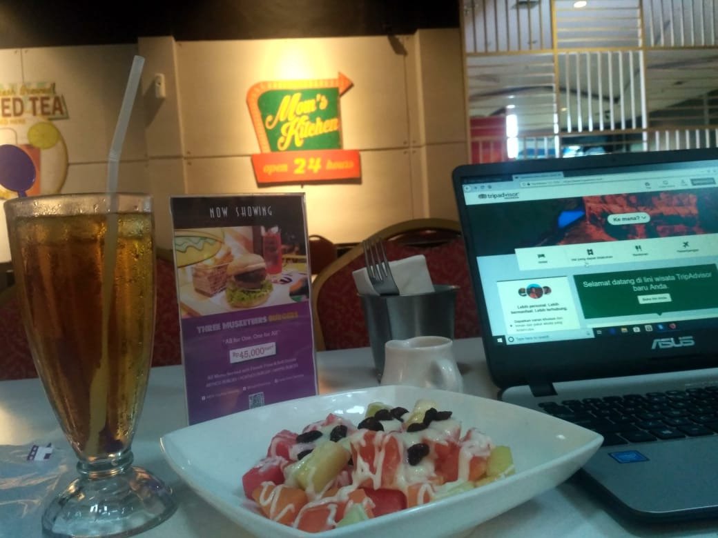 Fame Hotel Gading Serpong-餐饮