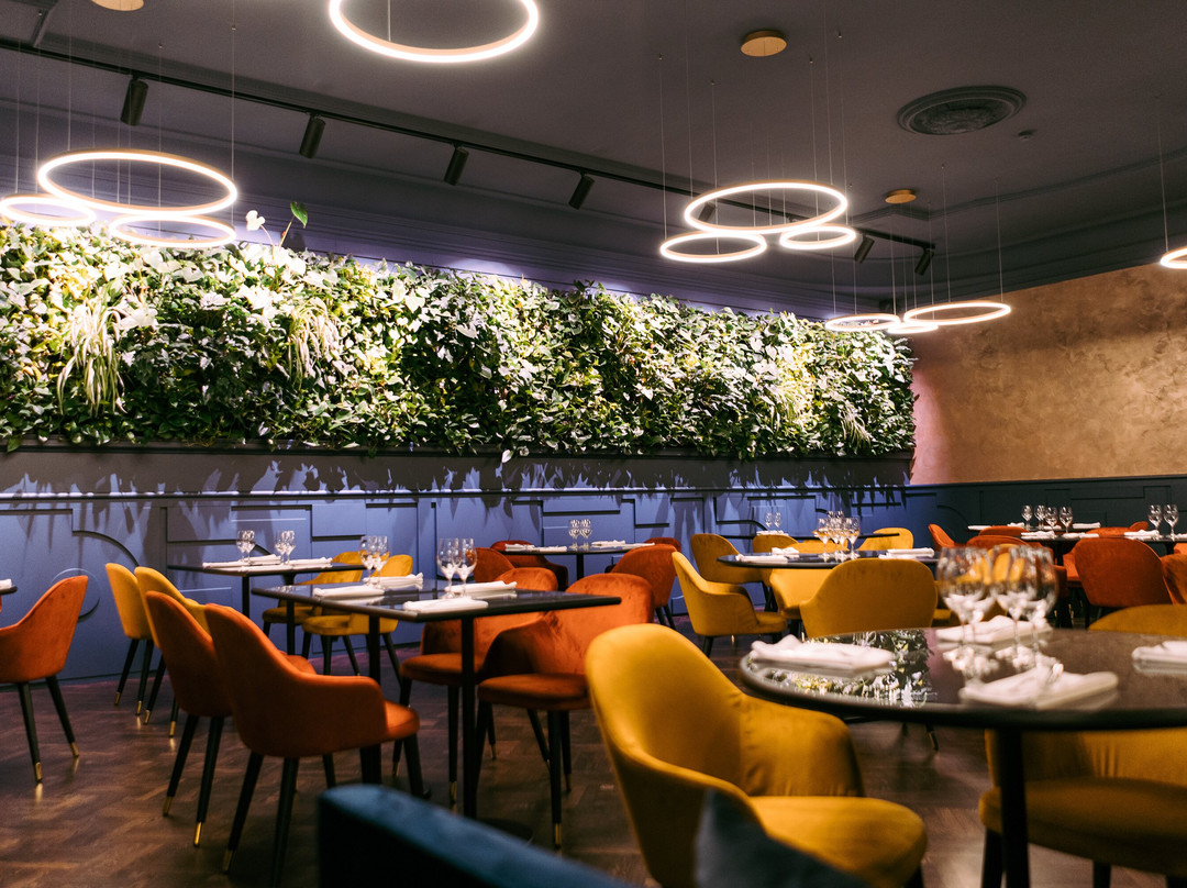 Whitehouse Restaurant