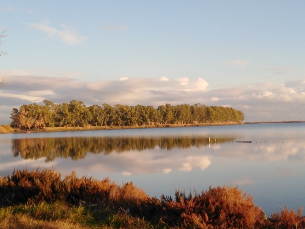 Pezedromos - Podilatodromos Megologiou-Mesolongion必去景点