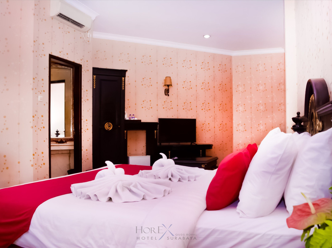 圣城皇家大酒店主图