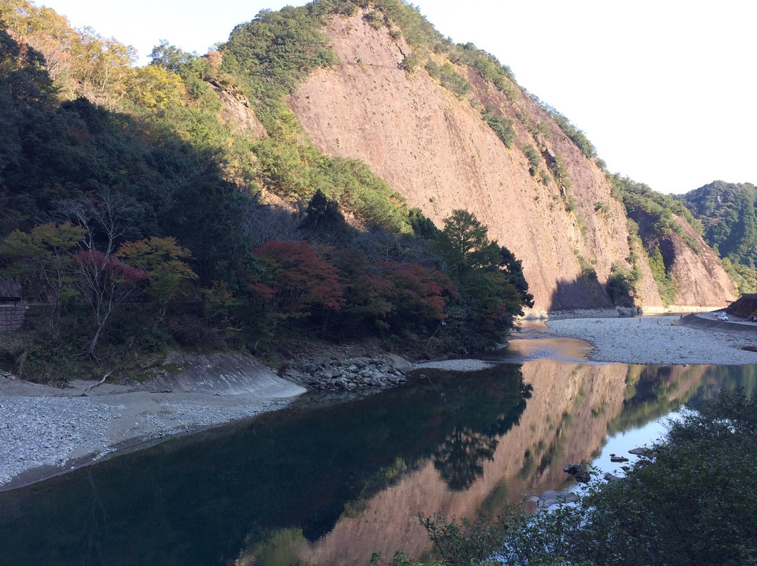 Ichimai-iwa景点图片