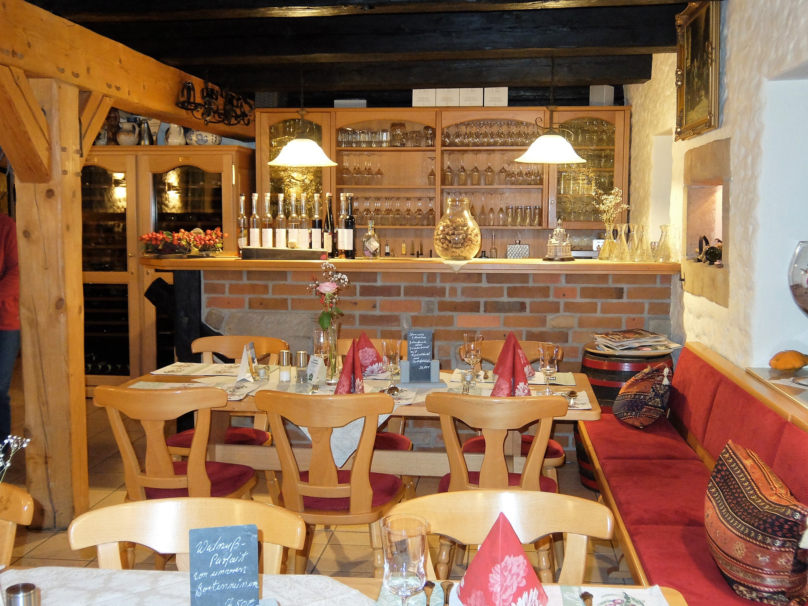 Weingut Schuh - Pension Zur Bosel-餐饮