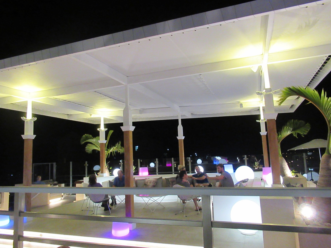 因佩罗斯塔帕克中央酒店主图