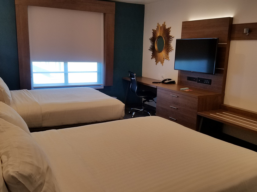 好莱坞星光大道快捷假日酒店主图