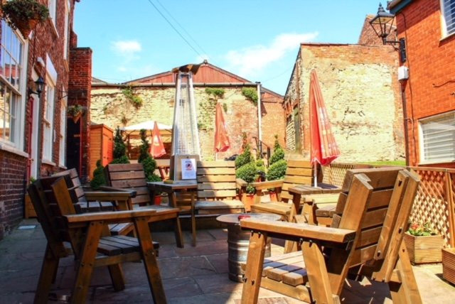 Chapter Two Accomodation主图