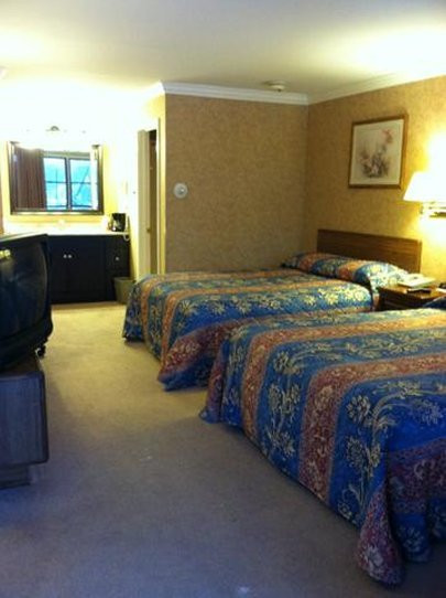 西点汽车旅馆主图