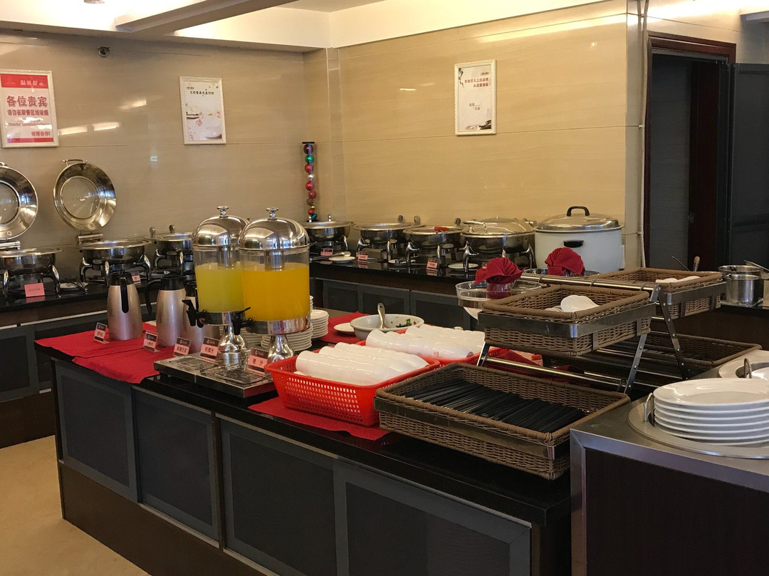 仁鑫大酒店主图