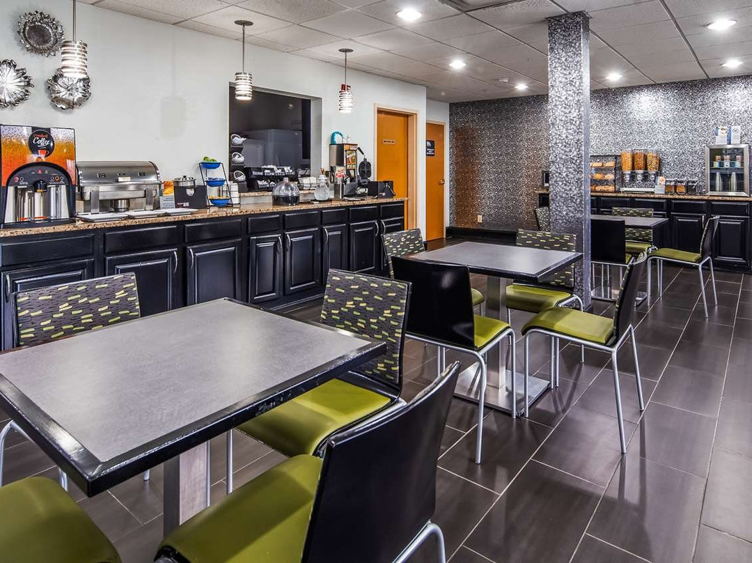 Best Western Commerce Inn主图