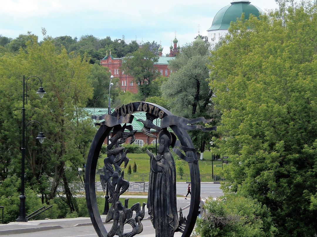 St. Sergius of Radonezh Monument景点图片