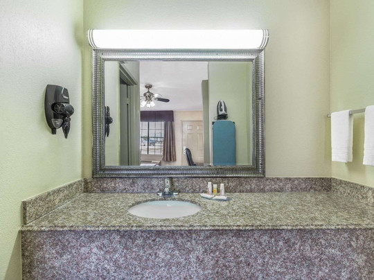 Days Inn by Wyndham Rayville主图