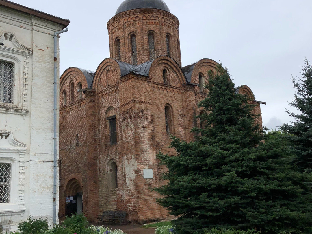 Peter and Paul Church na Gorodyanke景点图片