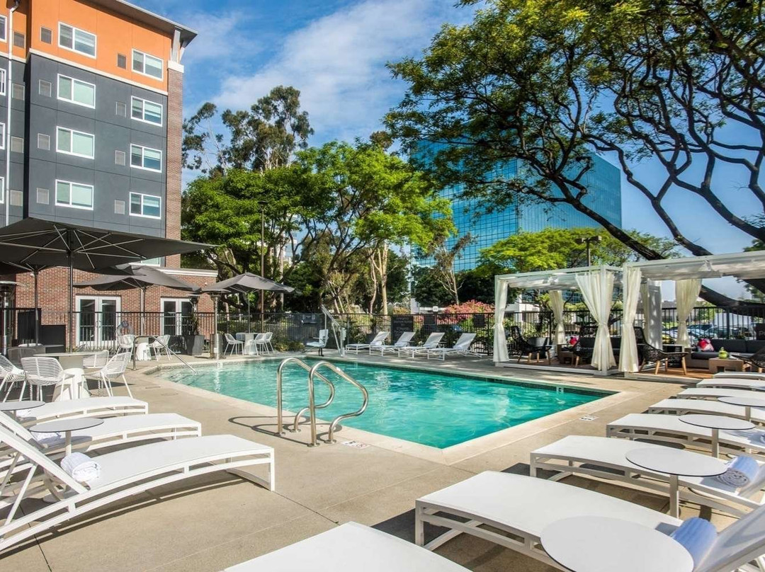 Cambria Hotel LAX主图