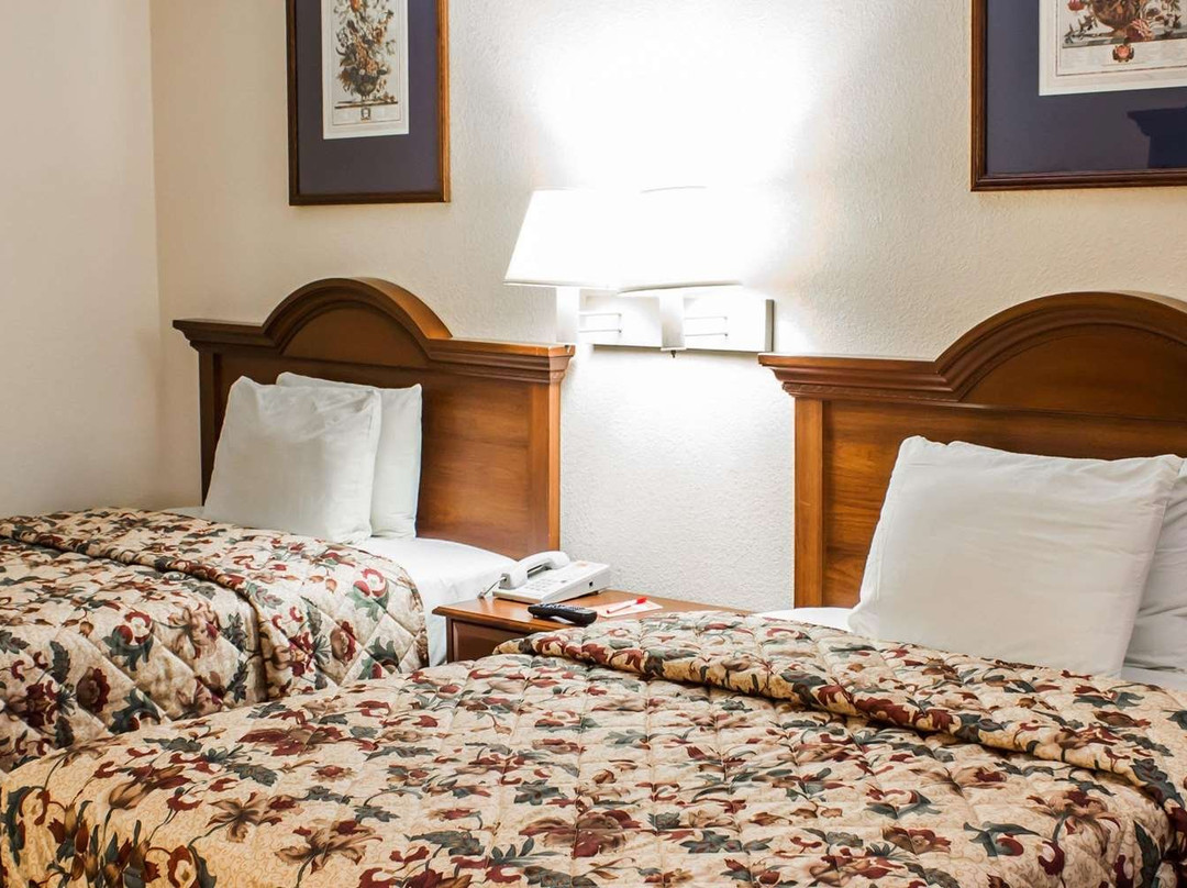 Econo Lodge Goldsboro Hwy 70主图