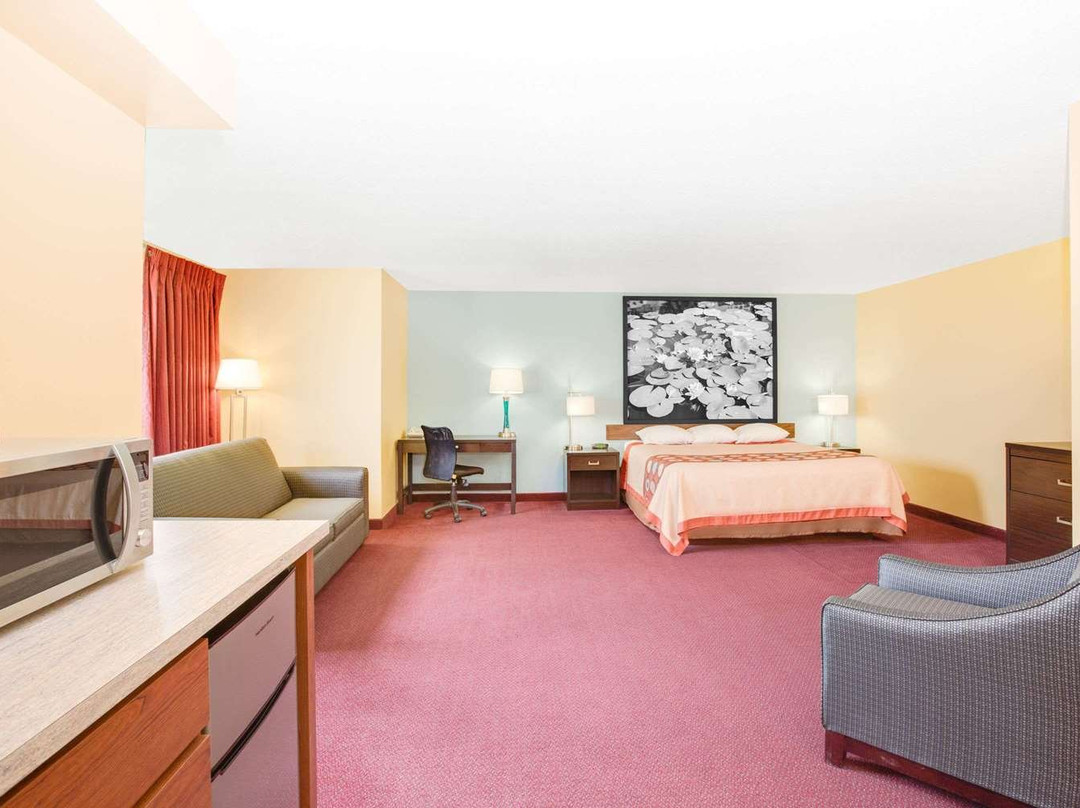 Super 8 by Wyndham Jackson MN主图