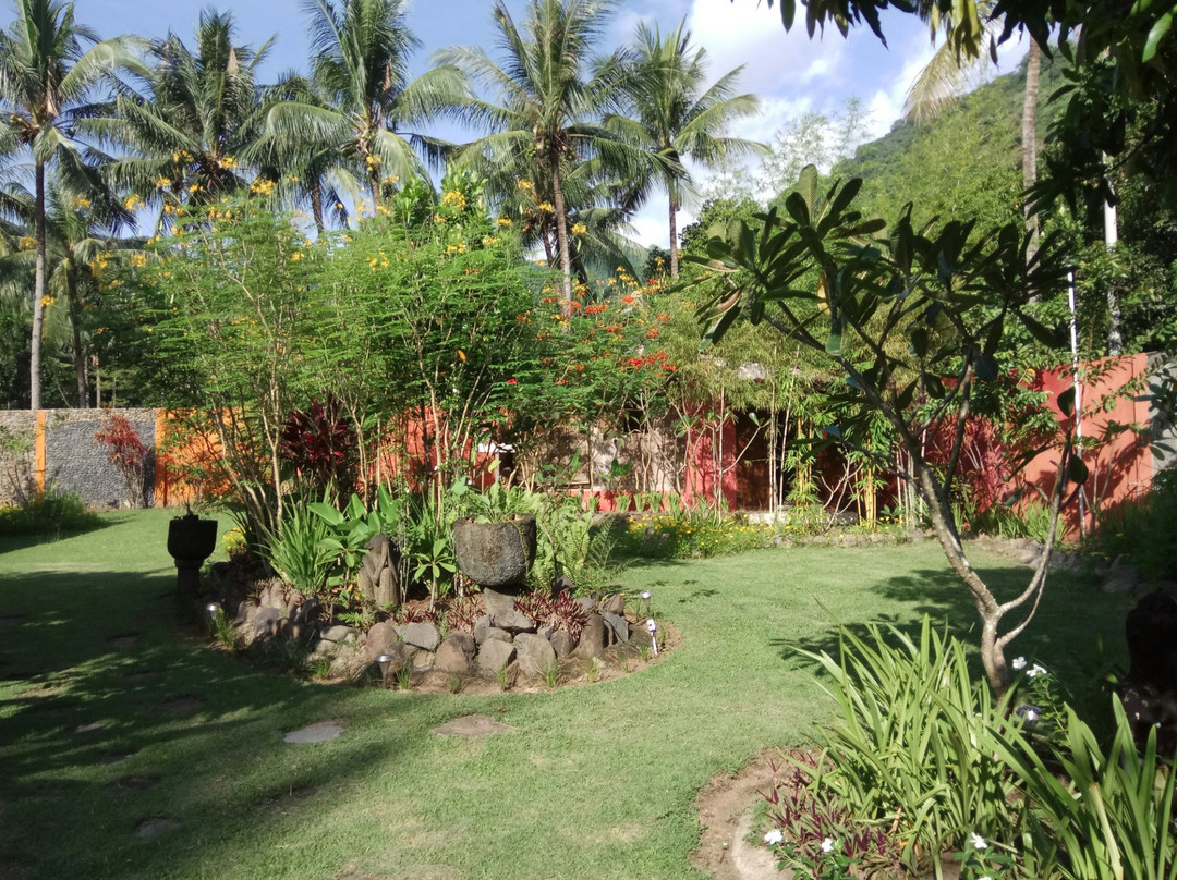 Gypsea Yoga Eco Retreat