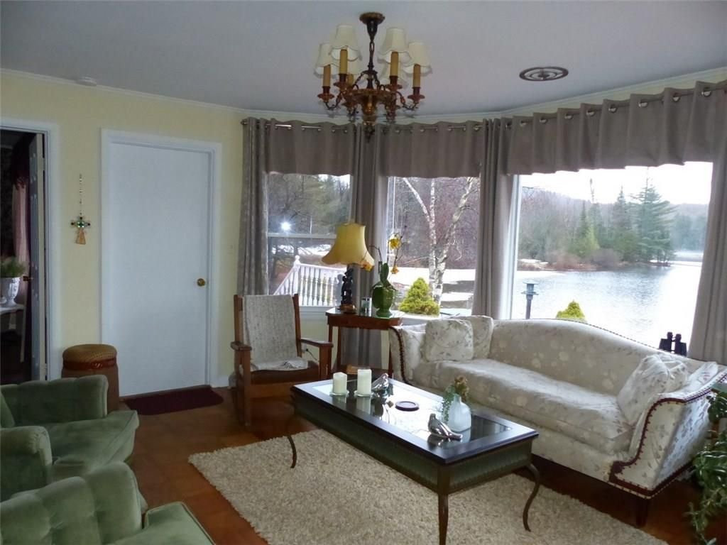 Moose River House主图