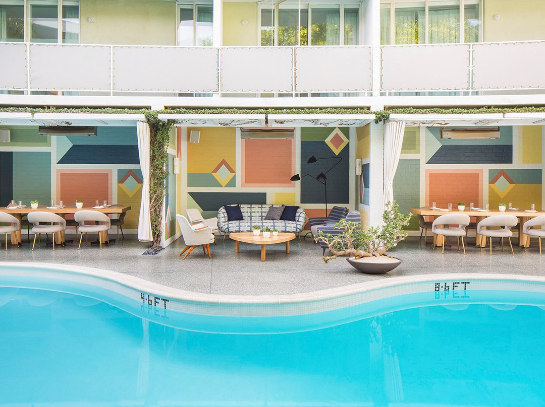 比佛利山庄阿瓦隆酒店主图