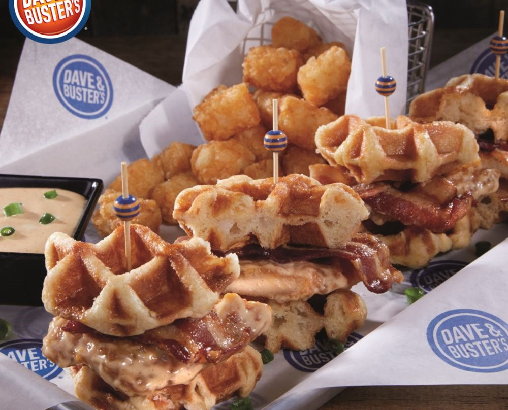 Dave & Buster's - Arcade-锡拉丘兹必去景点