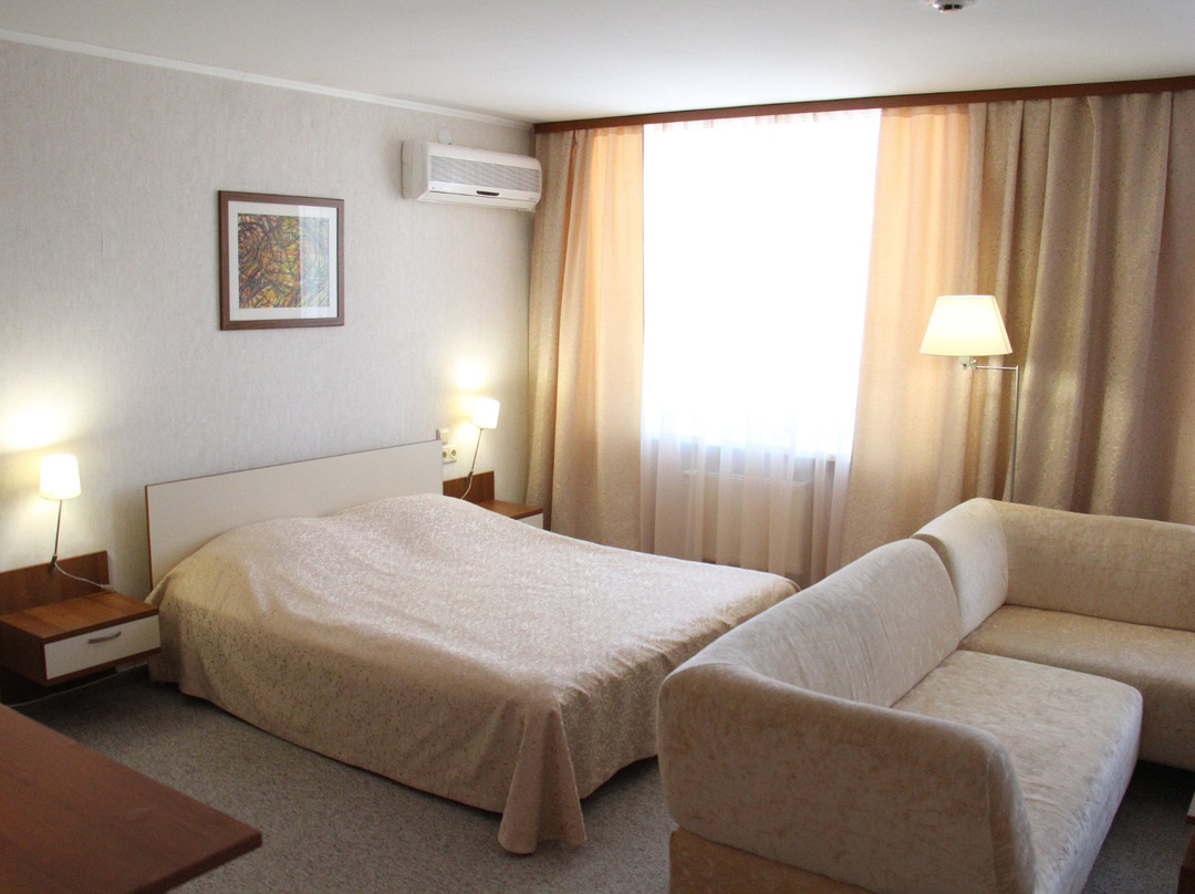 Nadezhdinskiy Hotel Complex主图