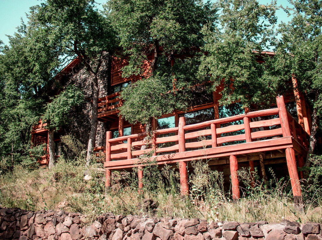 Entrerocas Lodge & Cabañas