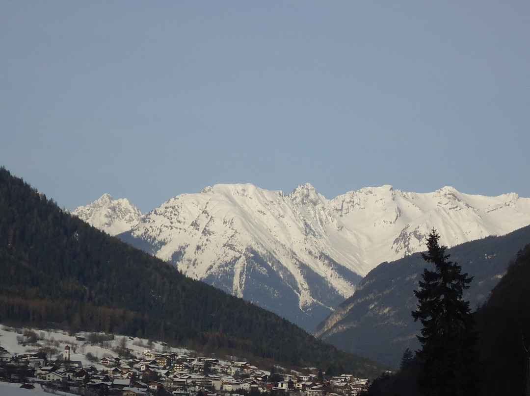 Alpenhotel Oetz主图