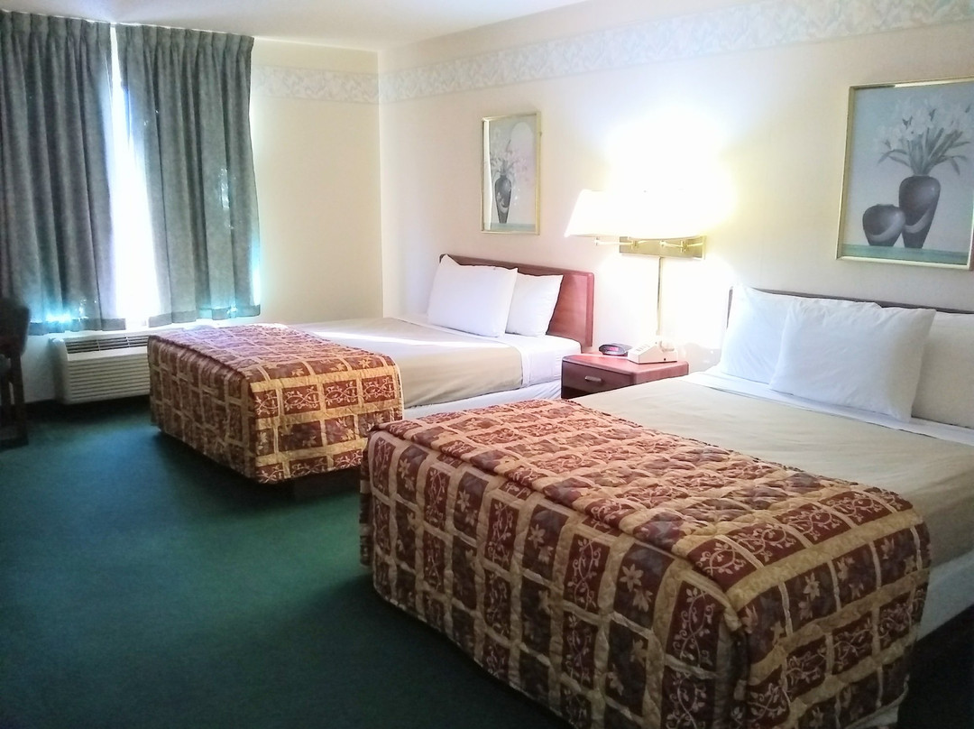 Bridgeport Inn主图