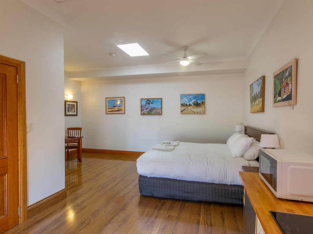 Birdwood Motel主图