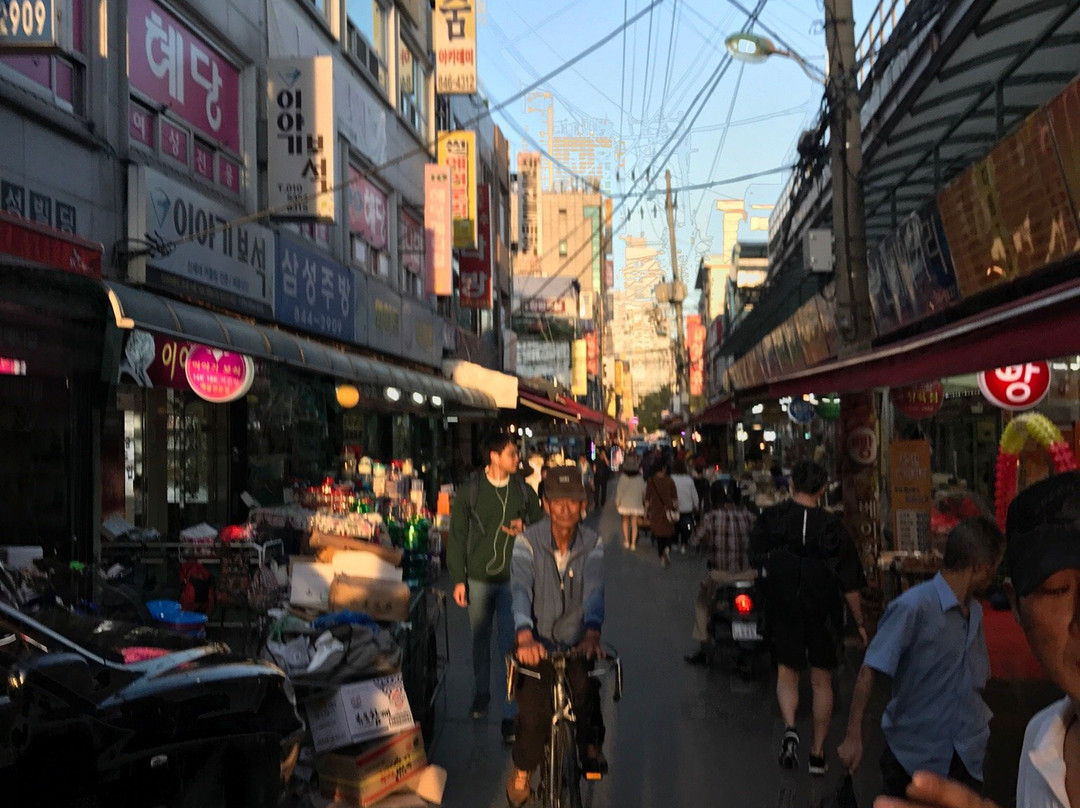 Uijeongbu Jeil Market-议政府市必去景点