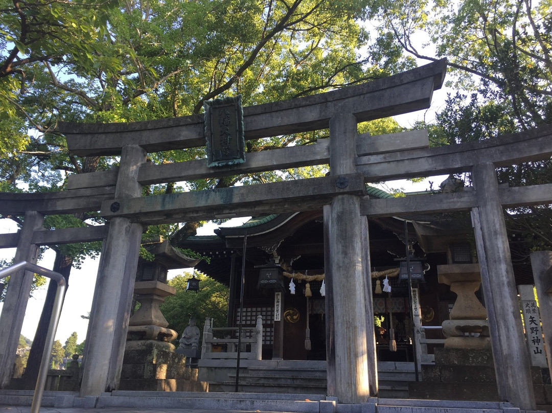 Hachiman Shrine景点图片