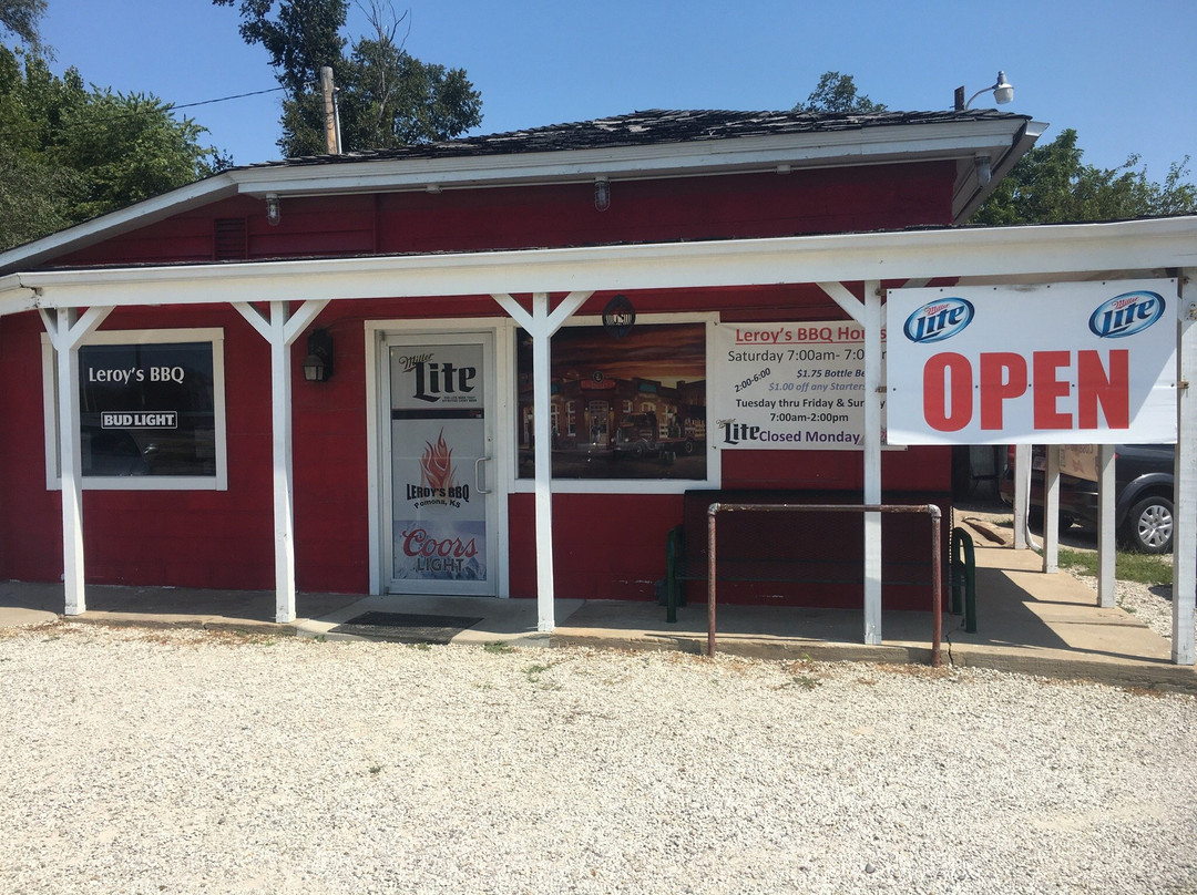 Lyndon餐馆和美食-Leroy's BBQ