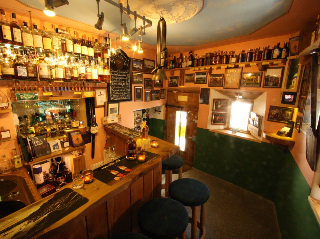 Smallest Whisky Bar On Earth-Santa Maria Val Müstair必去景点