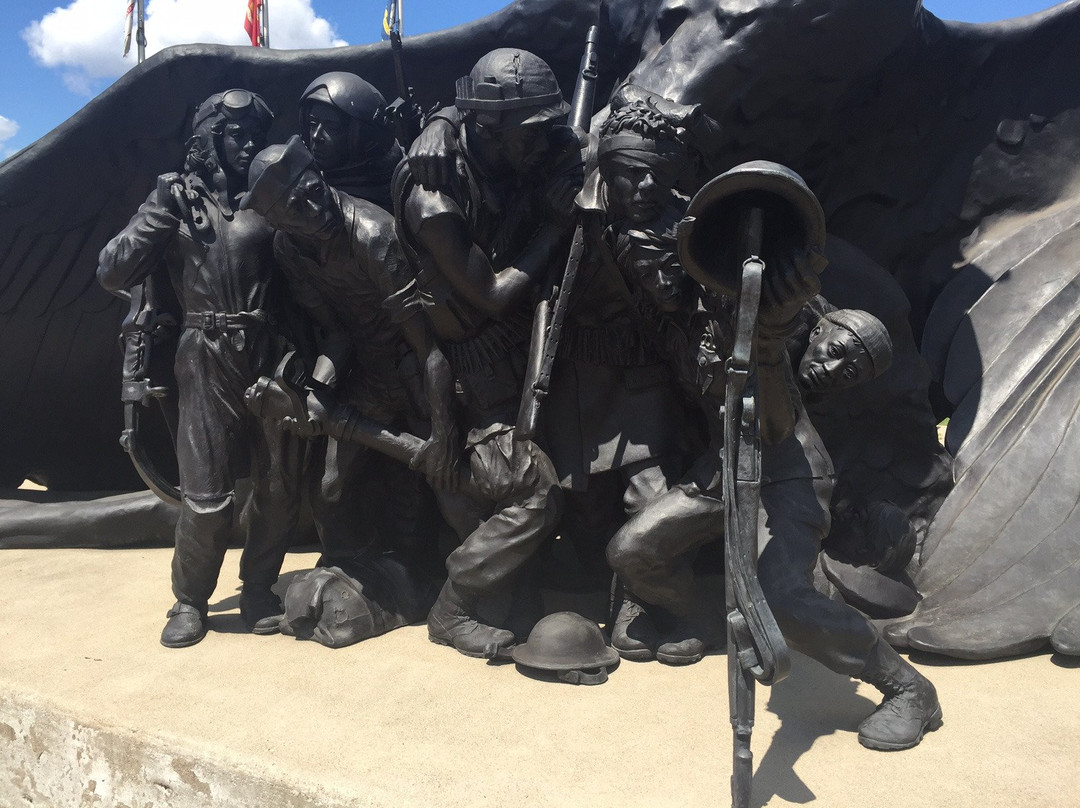 Iron Range Veterans Memorial-Virginia必去景点