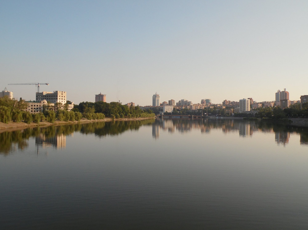 The River Calmius-顿涅茨克必去景点