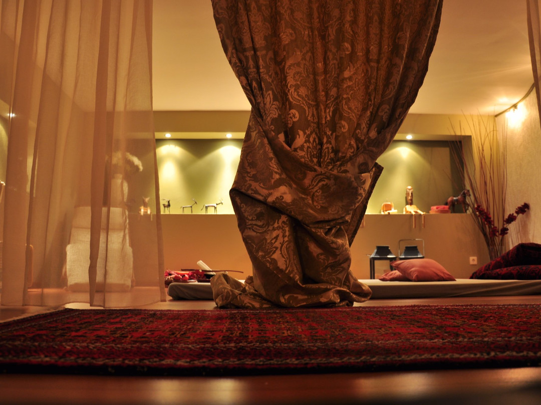 Chakras Day Spa Boutique & Wellness Center-Voula必去景点